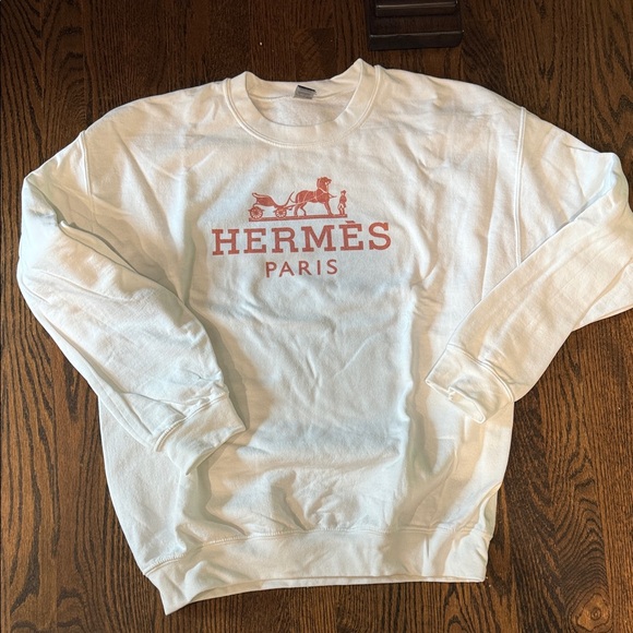 Gildan White Sweatshirt with Orange Graphic - Picture 1 of 4